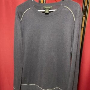 Bloomingdale’s The Men’s Store cotton and cashmere crew neck sweater Medium